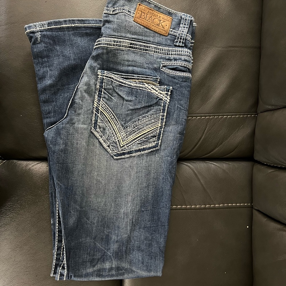 Buckle Black. Bootleg jeans. Size 29